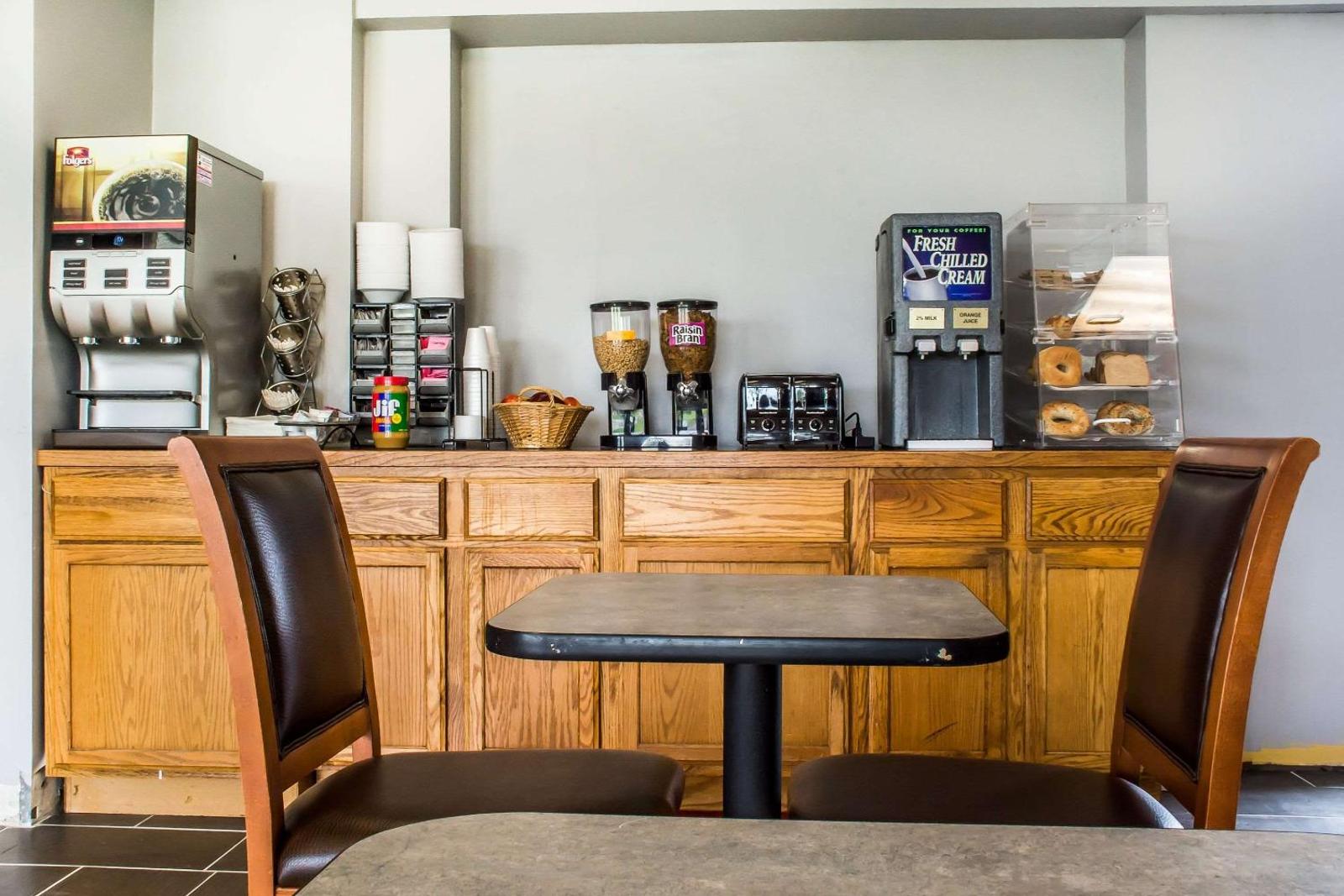 Econo Lodge Brockport